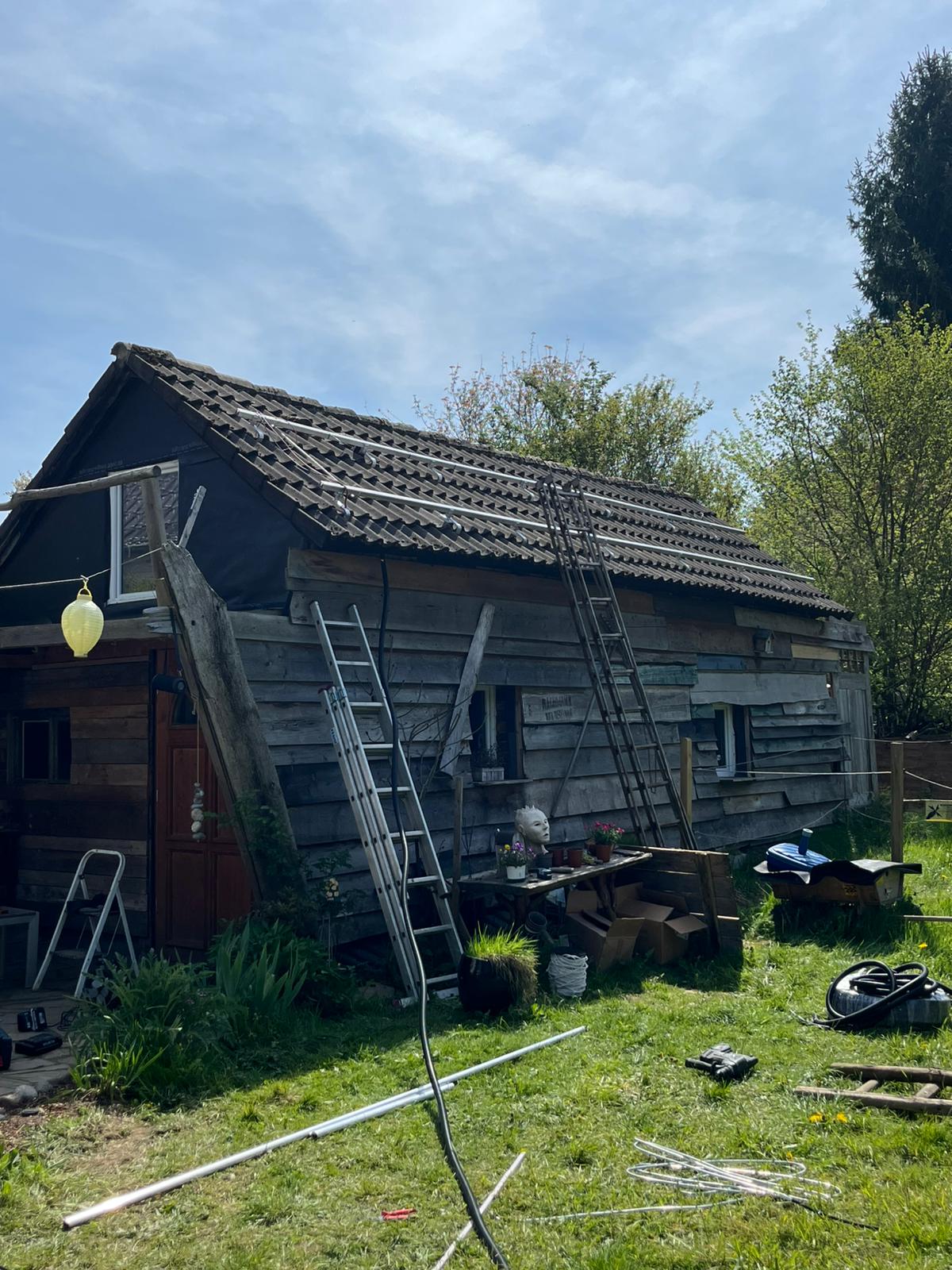 Photovoltaikanlage Frau Junge